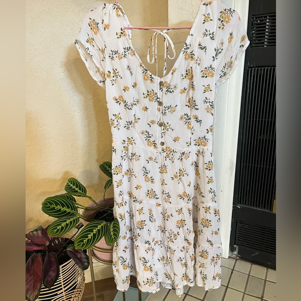 Hollister White Floral Mini Dress - Picture 3 of 4